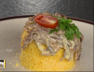 Aprenda a fazer cuscuz com carne de sol na nata no Chef JPB