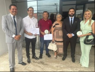 Prefeitos do Vale do Piancó recebem do Ministério Público Estadual o Selo 