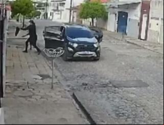 Grupo é preso suspeito de invadir e roubar casas em Campina Grande